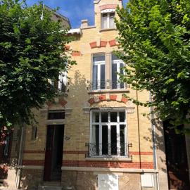 46 Paul Chandon Epernay, hotelli kohteessa Épernay