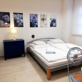 Guest House Factory, ξενοδοχείο σε Malacky