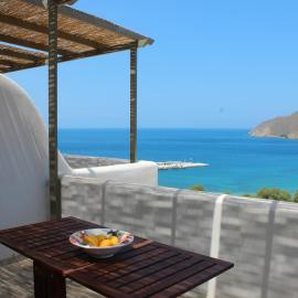 Dimitra Studios, Hotel in Aegiali