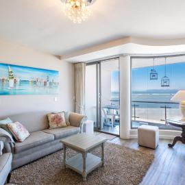 Beachfront Luxury Apartment - Hibernian Towers 309 Strand - Self Catering