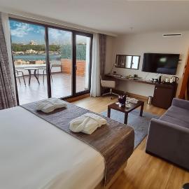 Port Bosphorus Hotel, khách sạn ở Istanbul