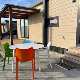 Moderne chalet met airco in Blankenberge, hotel di Blankenberge