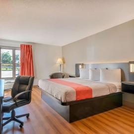 Motel 6 Walton, KY - Richwood - Cincinnati Airport South, hotel di Walton