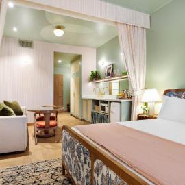 Palihouse Hyde Park Village