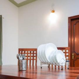 Tourist Friendly Home -3BHK AC Near Birla Mandir, Hyderabad, hotel u gradu Hiderabad