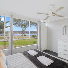 Fishpen Holiday Apartments, hotel di Merimbula