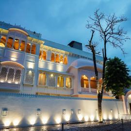 Dev Mahal - A Boutique Heritage Hotel: Jaipur şehrinde bir otel