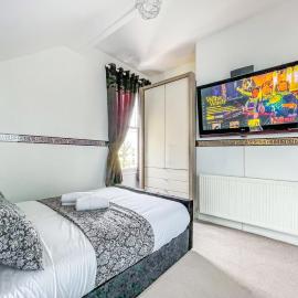 Viesnīca *RD9bC* For your most relaxed & Cosy stay + Free Parking + Free Fast WiFi * pilsētā Moortown