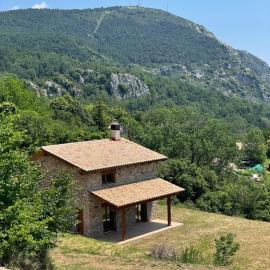 Casa de les Escoles, Espinalbet - ALBERGA, hotel v destinácii Castellar del Riu