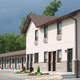 Masterson's Motel, hotel em Napanee