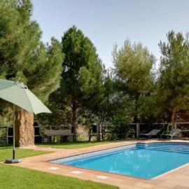 Casa con vistas al lago y con piscina - Casó Nou, hotel a la Baronia de Rialb