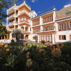 New Moon Guest House