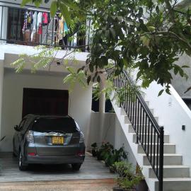Villa 142