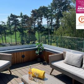 Luxury Lodge with Hot Tub at Lindores, Hotel in Newburgh