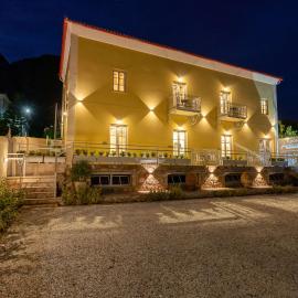 Kraka Apartments, hotel v destinaci Leonidio
