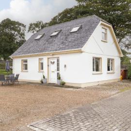 Shore Road, hotel in Culdaff