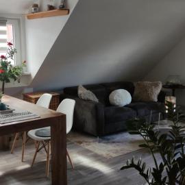 Gemütliche 5Pers Ferienwohnung "Am Steinbach" Nähe Nürnberg Ruhig und gute Anbindung, Hotel in Burgthann