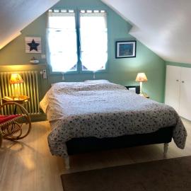 Chambre double avec salle de bain privative, hotel in Auxerre