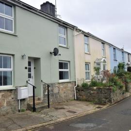 Bells Cottage - 5 min walking distance to train station and town on your doorsteps