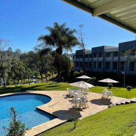 DR Hotel Rio Branco do Sul, hotel v destinaci Votuverava