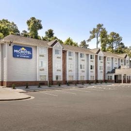 Microtel Inn & Suites by Wyndham Raleigh, hotel i Raleigh
