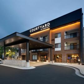 Courtyard Grand Rapids Airport, Hotel in Grand Rapids