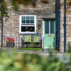 Wee Toad Hole Heart of Kendal - Cottage sleeps 4-6 - Dogs Welcome, hotel a Kendal