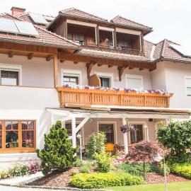 Seeappartements Bacher, Hotel in Seeboden am Millstätter See