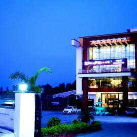 Taraji Resort