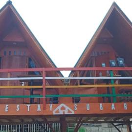Homestay Subarda Kamar Natural, hotel i Solok