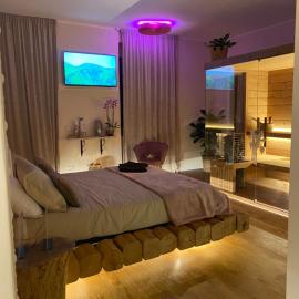 Santa Maria delle Mole에 위치한 호텔 Love Space Sensory Spa & relax suite