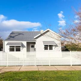 Acorn Cottage