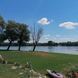 Kuća za odmor Dunavski raj, hotel u gradu 'Batina'