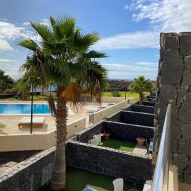 Amazing Luxury Seafront Villa near Golf & Ocean, hotel in San Miguel de Abona