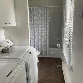 4 Pièces, stationnement et tennis, hotel sa Saguenay
