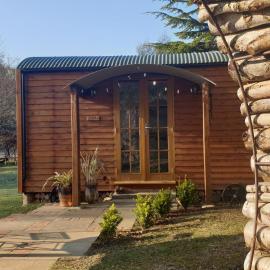 Sika hut, Hotel in Wareham