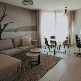 NAMIB Suite - Luxury Apartment near Grove Mall & Hospital Airbnb, ξενοδοχείο σε Windhoek