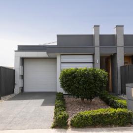Cozy Getaway, King Bed with TV, NBN, Nespresso Coffee Machine