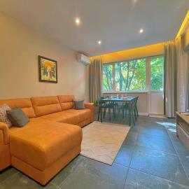 Luxury Varna Downtown Dream Parking, hotel in Varna City