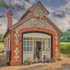 The Pump House At Wiston Estate, hotel in Ashington