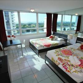 Castle 1118 Studio BayView Direct Beach Access, Tennis, Pool, Restaurants, Free Parking
