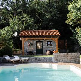 9b-The Tiny House, Hotel in Sežana