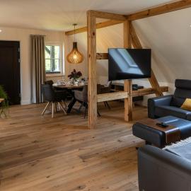 Spreewald Chalet Wohnung 1 Spreeblick, hotel en Burg