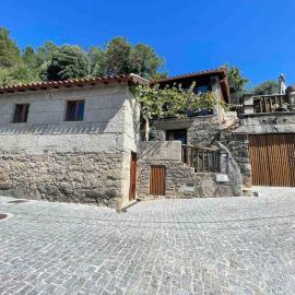 Petra's House Gerês