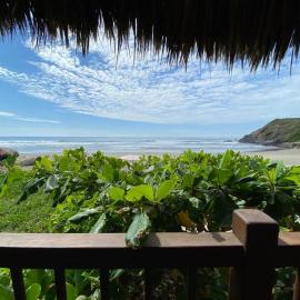 Siete Piedras Beachfront Village – hotel w mieście Troncones