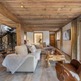 Le Cheval Blanc Luxe, skis aux pieds, jacuzzi, hammam, salle de cinéma