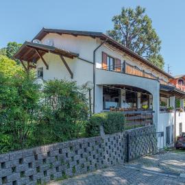 Lake View CORI Apartments, hotell i Menaggio