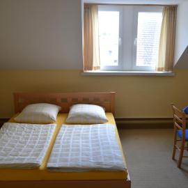 Pension Altwahnsdorf，拉德博伊爾的飯店