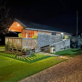 The Firkin Lodge, hotel in Whaplode