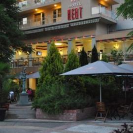 Heat Complex Family Hotel, hotel a Peshtera